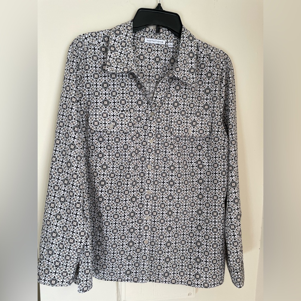 Women’s blouse size large